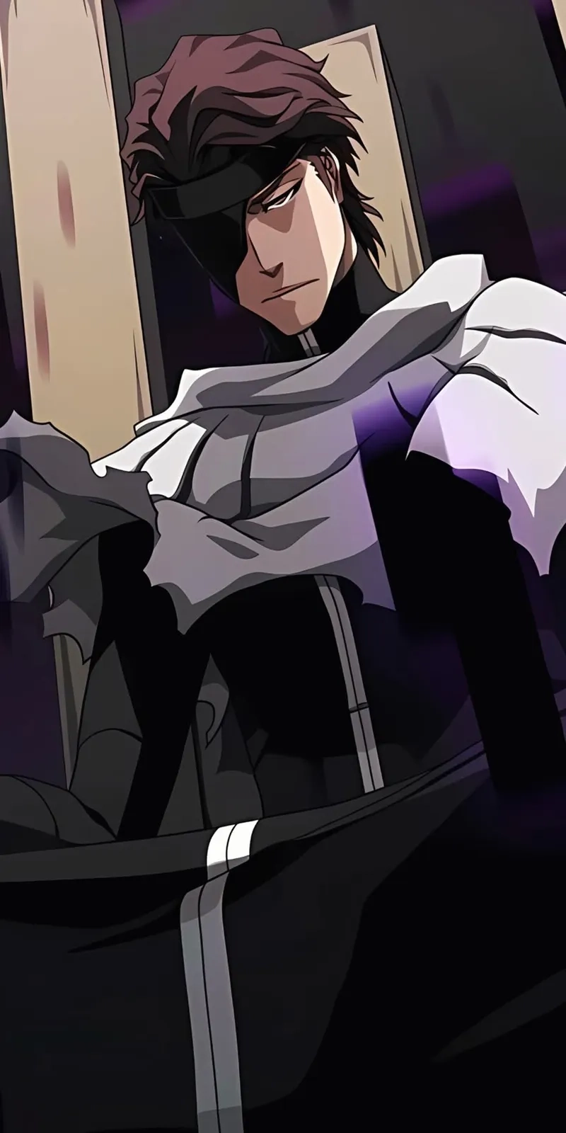 Mắt Aizen Sosuke thường được miêu tả màu nâu thâm trầm, đầy ám ảnh