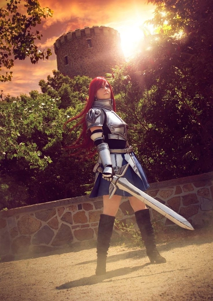 Cosplay Erza Fairy Tail đẹp đến từng chi tiết nhỏ