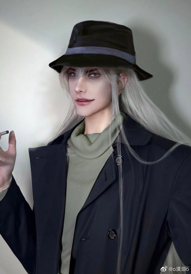 Mối quan hệ căng như dây đàn giữa Gin Shinichi trong truyện