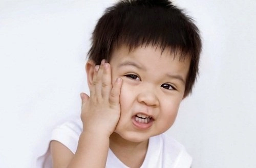 Kèm theo mệt mỏi và chán ăn rõ rệt