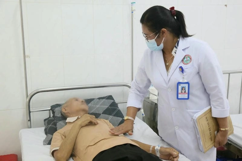 Cảnh báo qua ảnh người bị bệnh whitmore chi tiết nhất