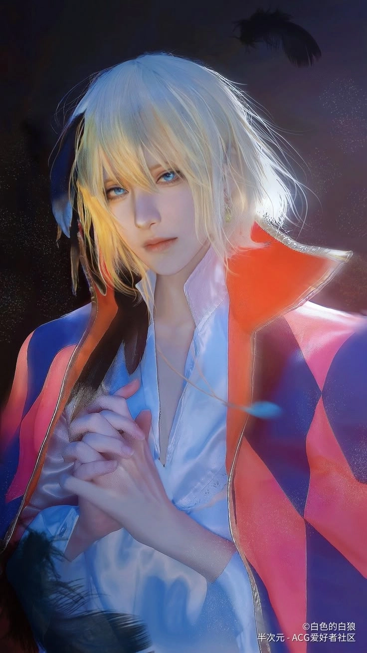 Howl cosplay đậm chất lãng tử với áo choàng xanh và mái tóc vàng