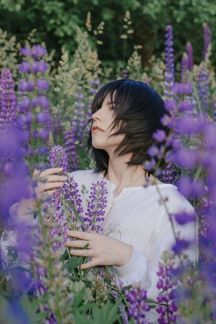 Sophie Howl cùng nhau vượt qua chiến tranh và lời nguyền