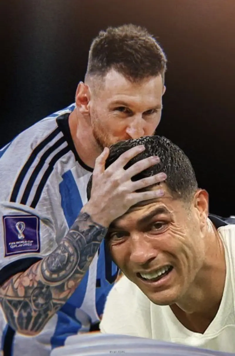 Biểu cảm độc đáo của meme Messi và Ronaldo khi thi đấu