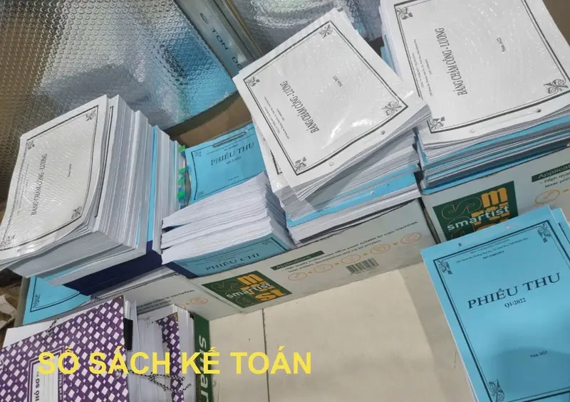 Meme cân sổ sách giúp cộng đồng tài chính thêm gắn kết và đồng cảm