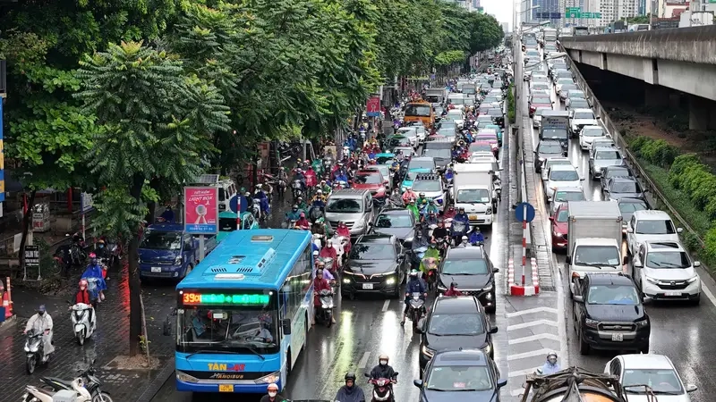 Hành trình về nhà qua meme tắc đường giờ tan tầm mệt mỏi