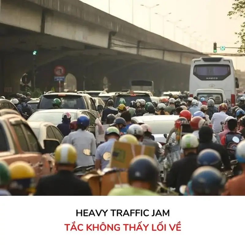 Meme Hà Nội và nỗi lòng meme tắc đường giờ tan tầm