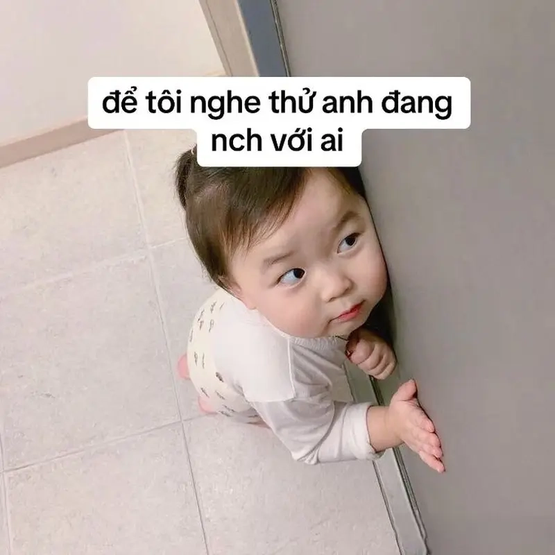 Cười tươi với meme em bé ngộ nghĩnh trong meme template chung