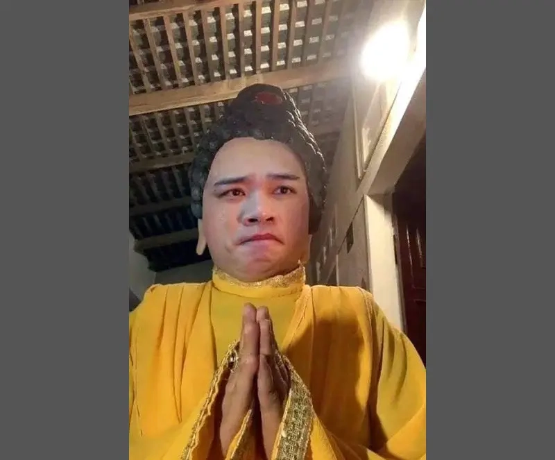 Meme thầy Tiến Bịp remix cùng câu nói còn cái nịt huyền thoại