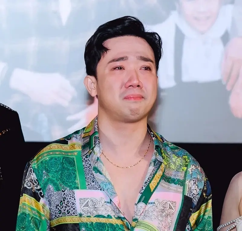 Meme Trấn Thành khóc gây xúc động trong meme Trấn Thành