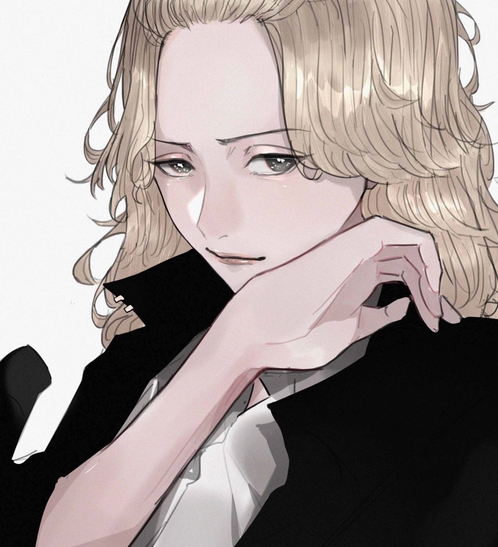 Mikey tóc vàng là đặc điểm nhận dạng nổi bật của nhân vật