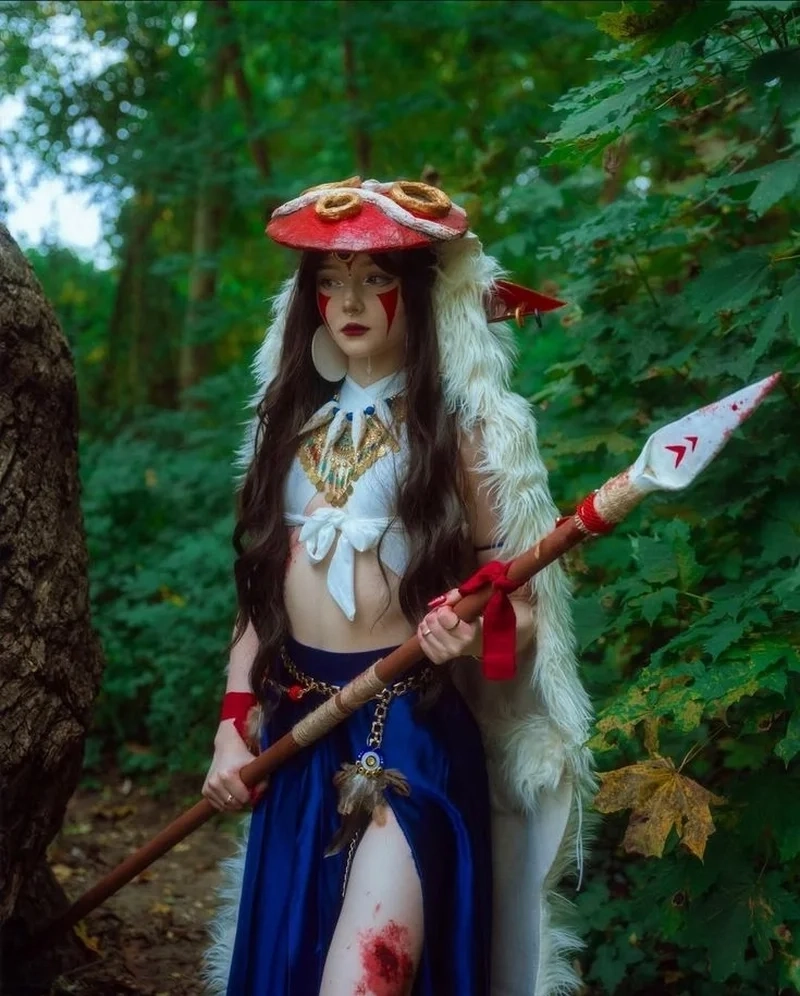 Mononoke cosplay mang đậm khí chất hoang dã và kiêu hãnh