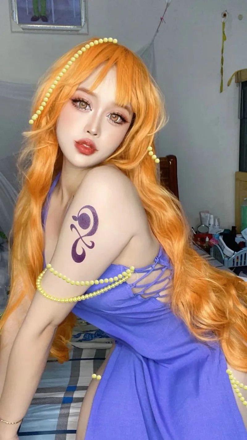 Loạt ảnh nóng bỏng táo bạo từ nami cosplay sexy