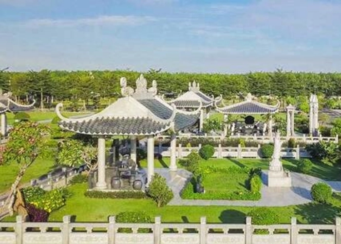 mẫu nhà mồ miền tây thiết kế mộc mạc thân thuộc