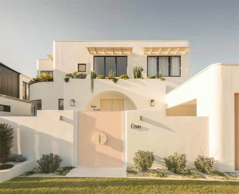 thiết kế nhà phố phong cách địa trung hải đầy cảm hứng sáng tạo