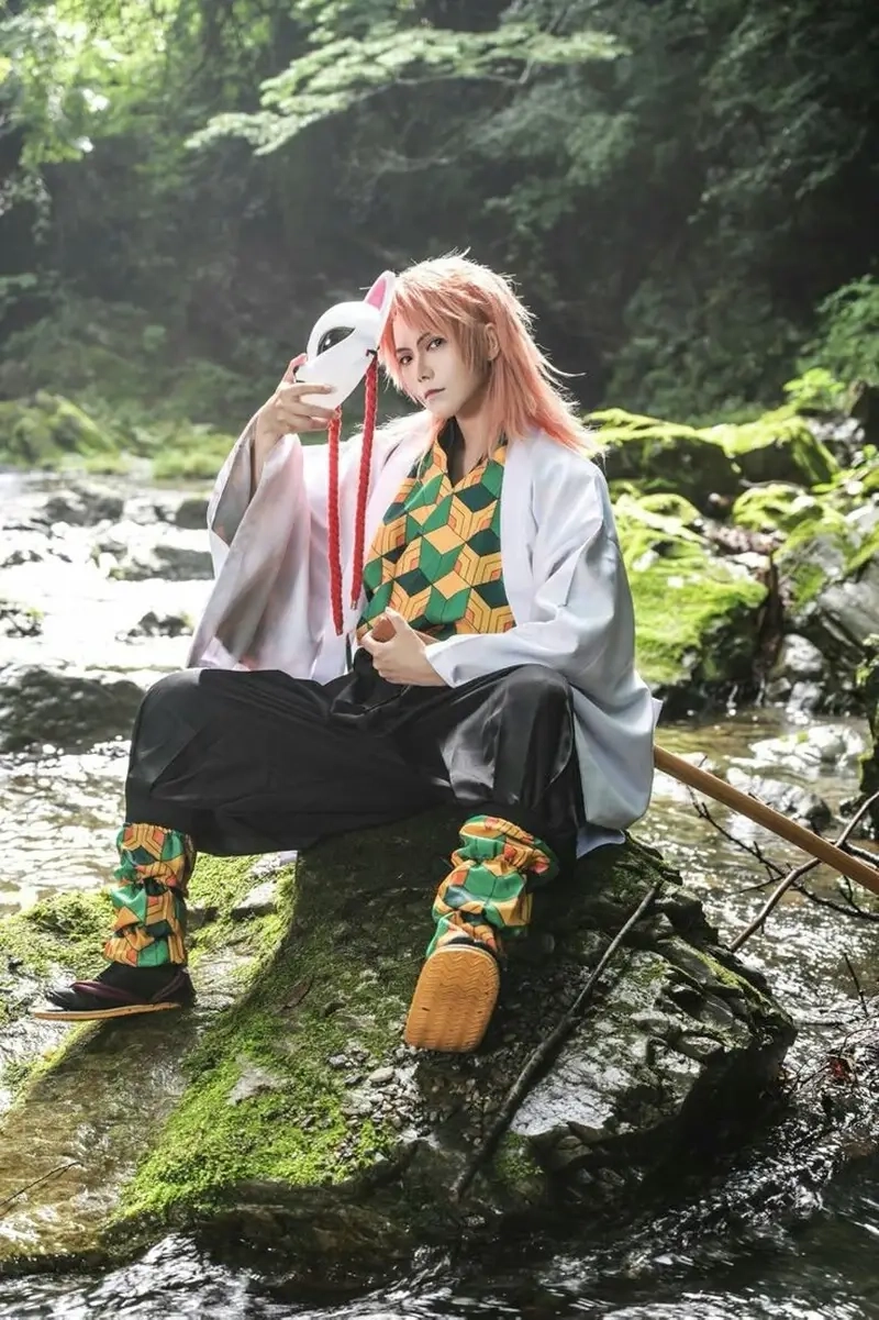 Cosplay Sabito được nhiều fan thể hiện qua những bộ trang phục chuẩn anime