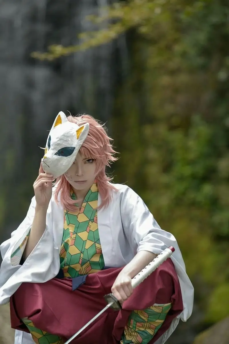 Demon Slayer Sabito cosplay làm sống dậy khí chất của chiến binh