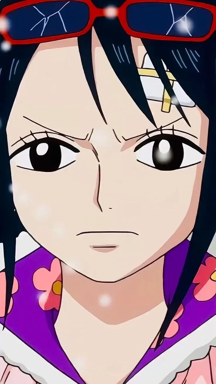 Tashigi Smoker là bộ đôi nghiêm túc và ăn ý của hải quân