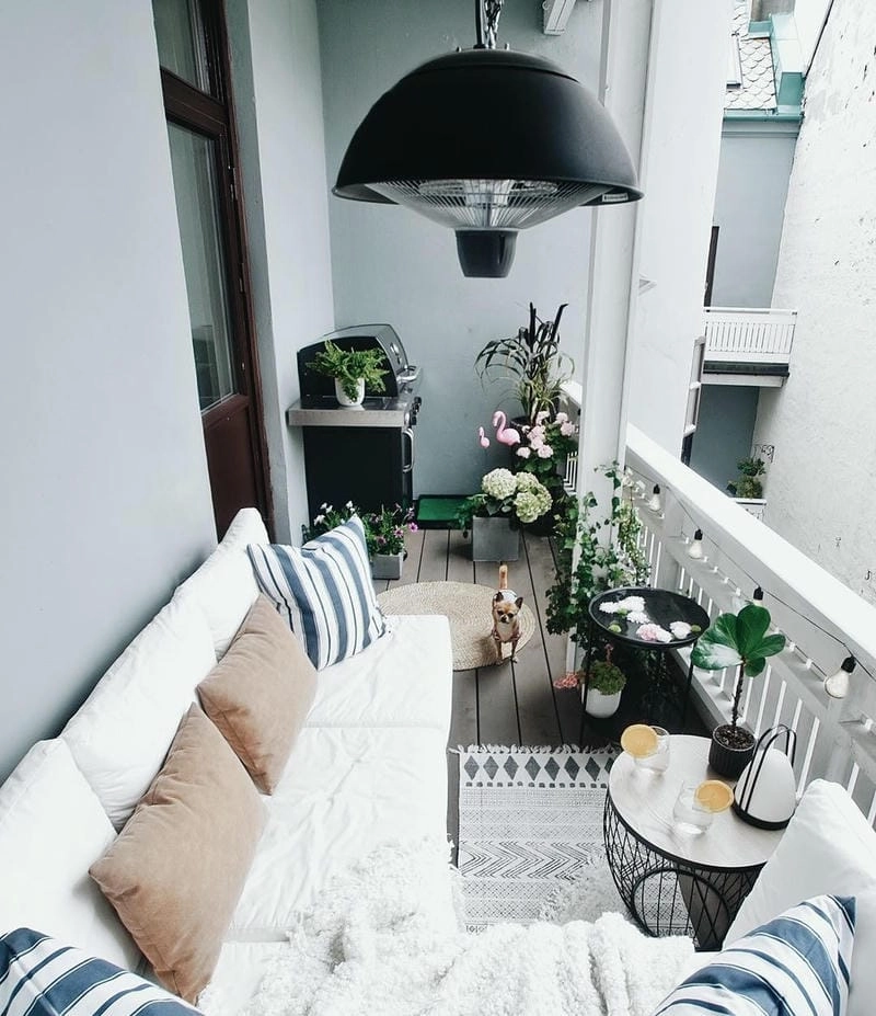 Khám phá nhiều mẫu trang trí ban công hiện đại