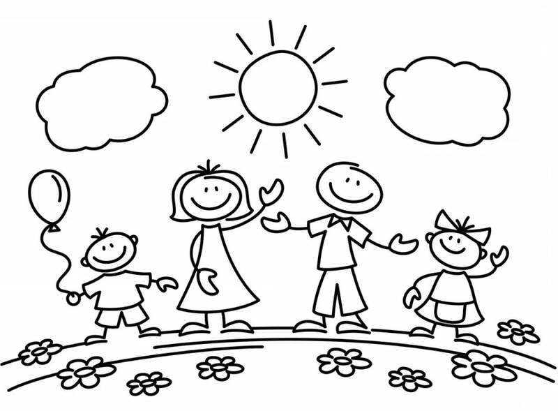 Vẽ tranh tô màu gia đình bé đầy màu sắc