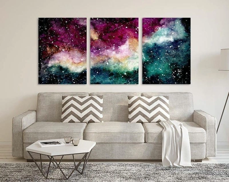 Nâng tầm thẩm mỹ với bức tranh trang trí phòng khách