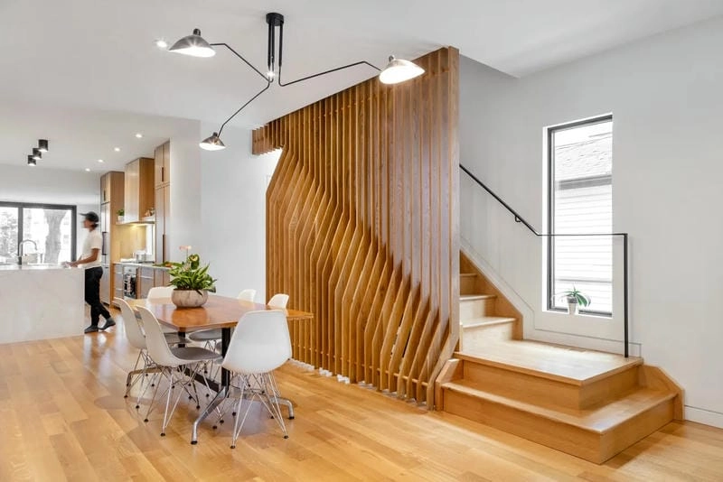 Tạo không gian riêng bằng vách che cầu thang đẹp tinh tế