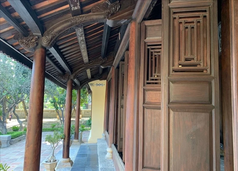 Chiêm ngưỡng vẻ đẹp tinh tế qua mẫu nhà rường huế truyền thống