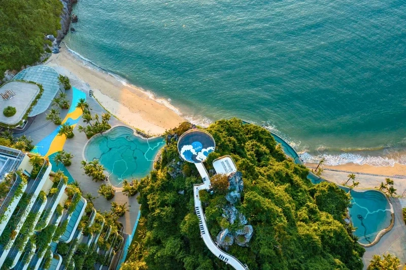 View cực chill từ ban công villa biển hướng thẳng đại dương