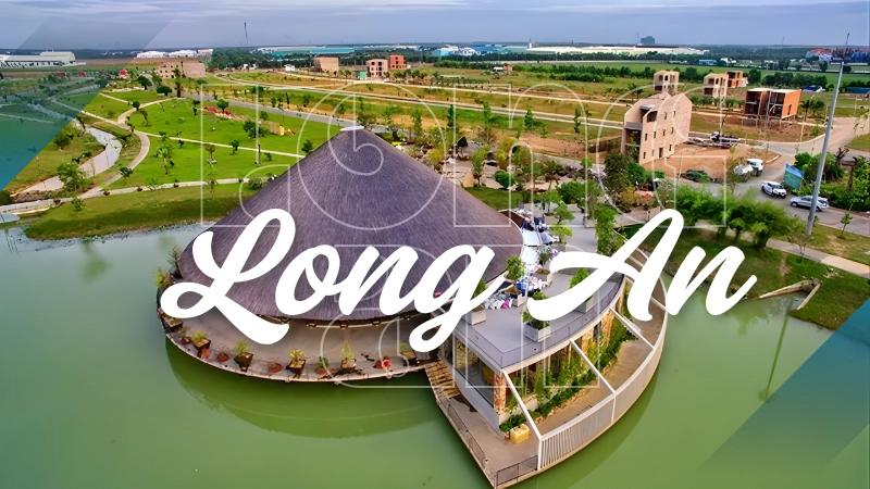 Long An yên bình với những đường quê xanh mát.