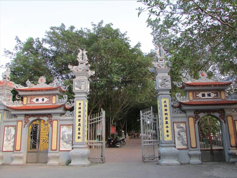 Sơ lược đôi nét về đền đô linh thiêng